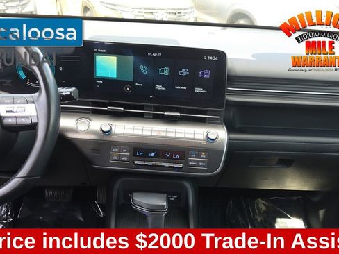 Used 2024 Hyundai Kona SEL image 26