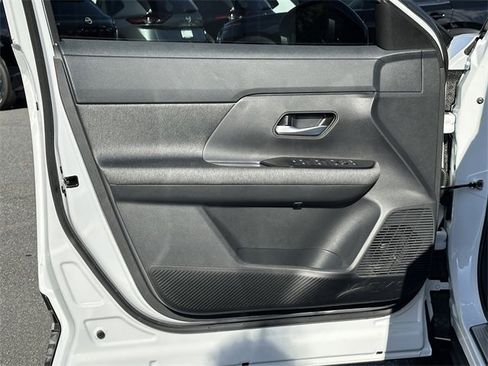 New 2026 Nissan Kicks SV image 11