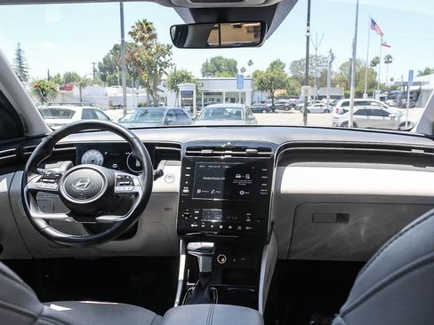Used 2023 Hyundai Tucson SEL w/ Convenience Package AWD/4WD image 16