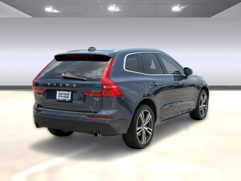 Used 2019 Volvo XC60 T5 Momentum FWD image 9