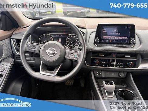 Used 2023 Nissan Rogue SV AWD/4WD image 6