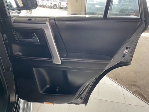Used 2016 Toyota 4Runner Limited image 26