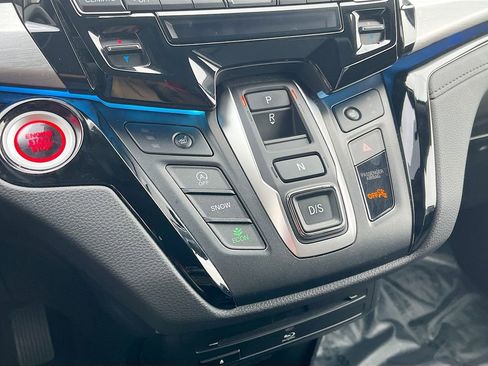 Used 2024 Honda Odyssey Touring image 17