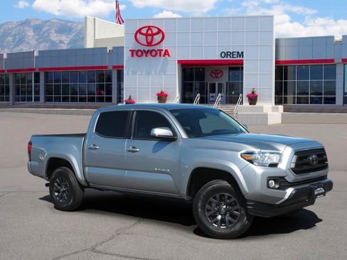 Used 2023 Toyota Tacoma SR5 w/ Technology Package image 1