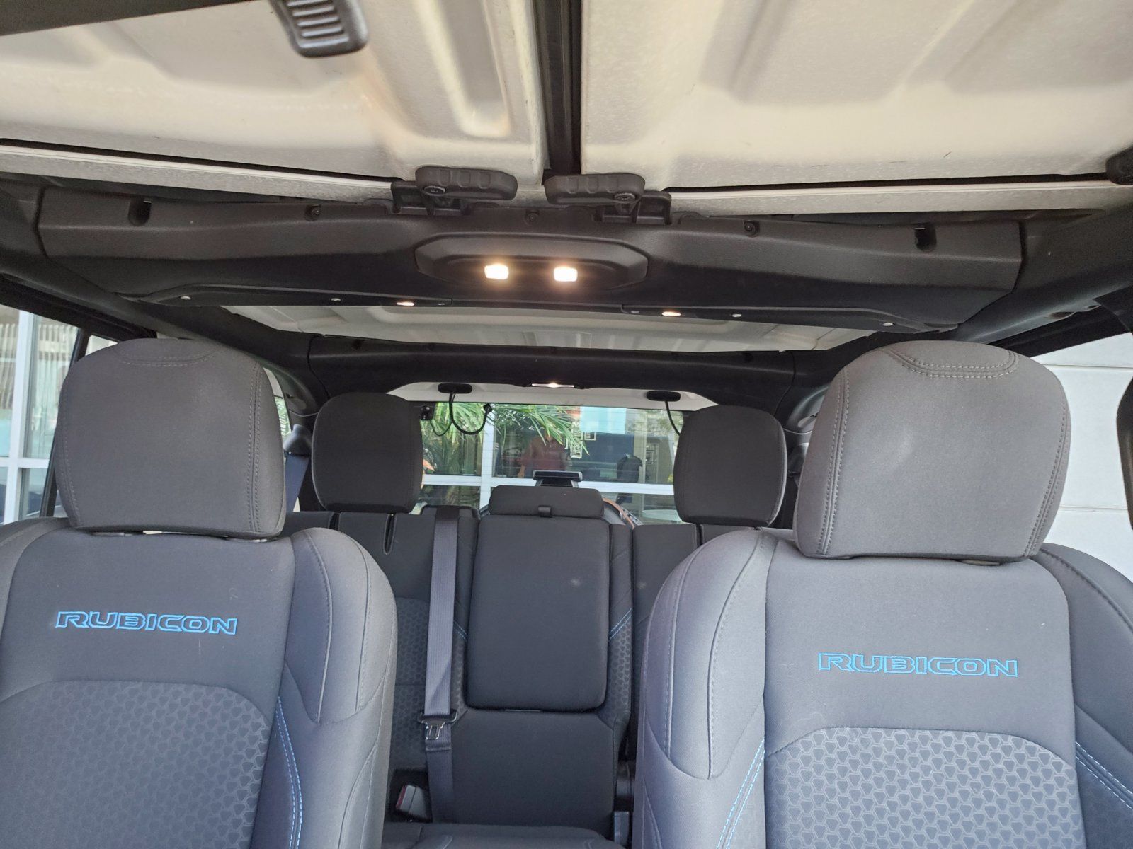 Used 2024 Jeep Wrangler Unlimited Rubicon 4xe AWD/4WD image 40