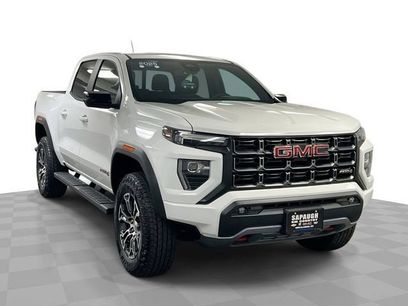 Certified 2025 GMC Canyon AT4 w/ AT4 Premium Package