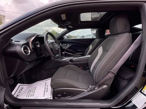 Used 2016 Chevrolet Camaro SS image 18