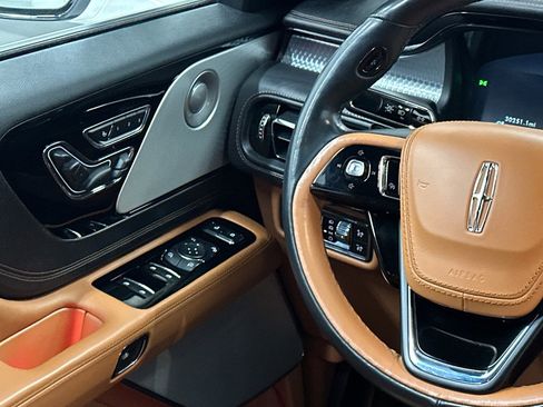 Certified 2023 Lincoln Aviator Black Label w/ Dynamic Handling Package image 23