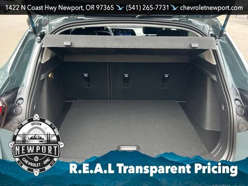 New 2026 Chevrolet Trax LT w/ LT Convenience Package FWD image 36