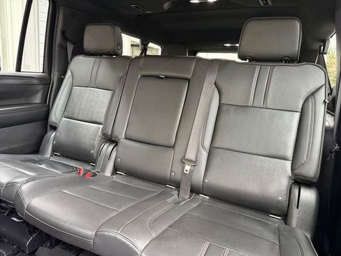 Certified 2021 Chevrolet Suburban RST w/ Luxury Package image 13