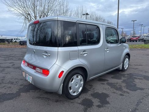 Used 2011 Nissan Cube 1.8 S w/ Interior Illumination Pkg image 7