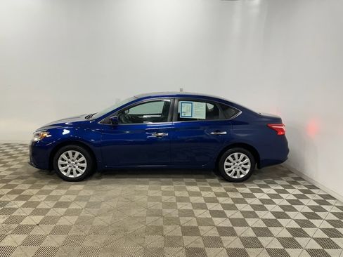 Used 2019 Nissan Sentra S image 6