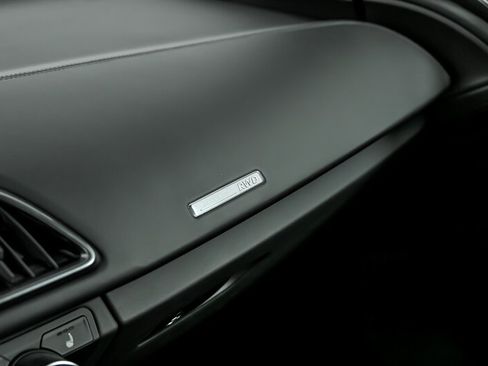 Used 2023 Audi R8 V10 performance image 33