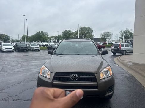 Used 2011 Toyota RAV4 4WD w/ Base L4 Extra Value Pkg image 4
