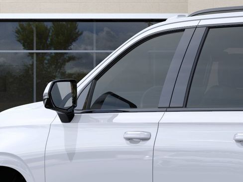 New 2026 Cadillac Escalade ESV Platinum Sport AWD/4WD image 12