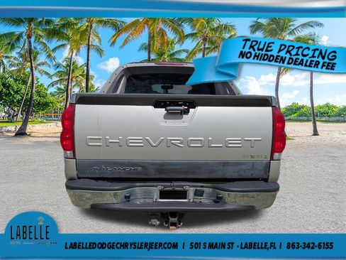 Used 2006 Chevrolet Avalanche Z66 w/ Preferred Equipment Group RWD image 5