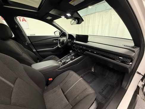 Used 2024 Honda Accord Sport image 9
