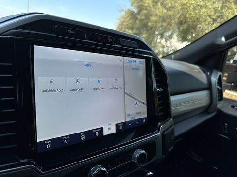Used 2022 Ford F250 Lariat w/ Lariat Value Package AWD/4WD image 18