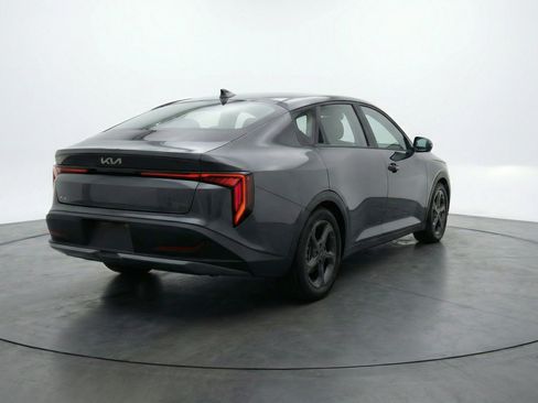 Used 2025 Kia K4 FWD image 9