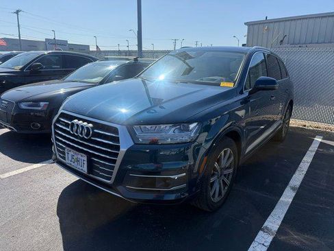 Used 2019 Audi Q7 3.0T Prestige w/ Prestige Package image 1