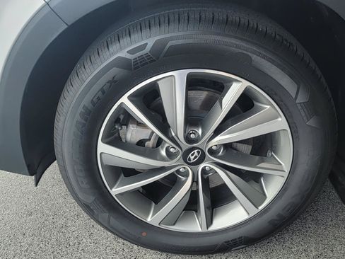 Used 2019 Hyundai Santa Fe Limited AWD/4WD image 7