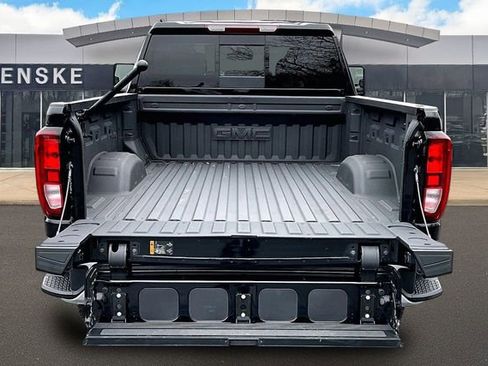 Used 2025 GMC Sierra 2500 SLE w/ SLE Value Package; image 31