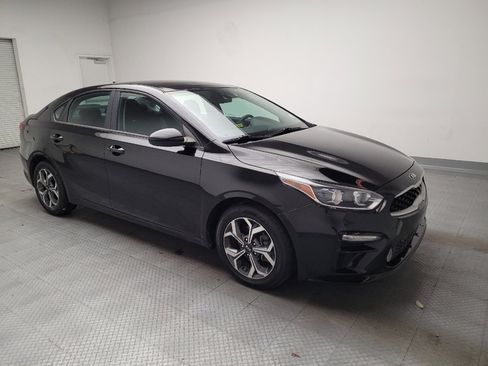Used 2020 Kia Forte LXS image 11
