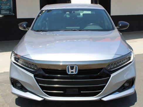 Used 2022 Honda Accord Sport image 2