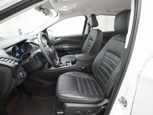 Used 2019 Ford Escape SEL image 7
