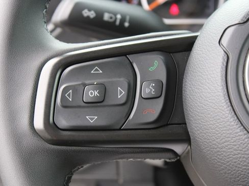 Used 2026 Jeep Wrangler Unlimited Rubicon image 24