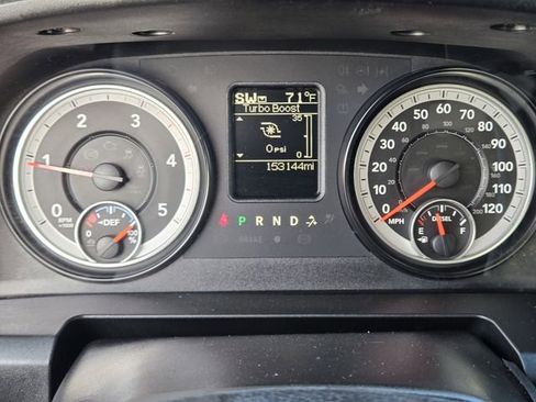 Used 2015 RAM 3500 Tradesman w/ Chrome Appearance Group image 15