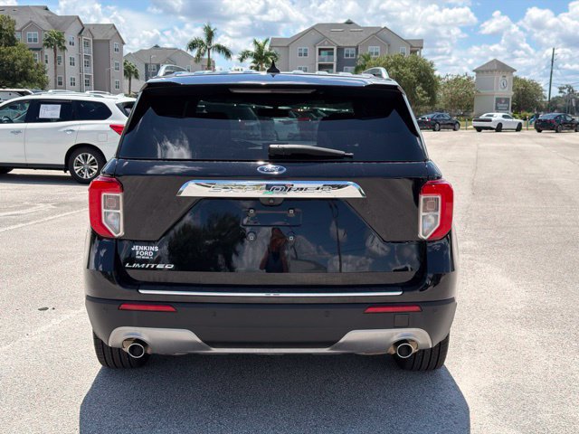 Used 2023 Ford Explorer Limited w/ Equipment Group 301A RWD image 4