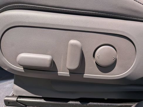 Certified 2026 Hyundai Ioniq 5 SEL RWD image 16