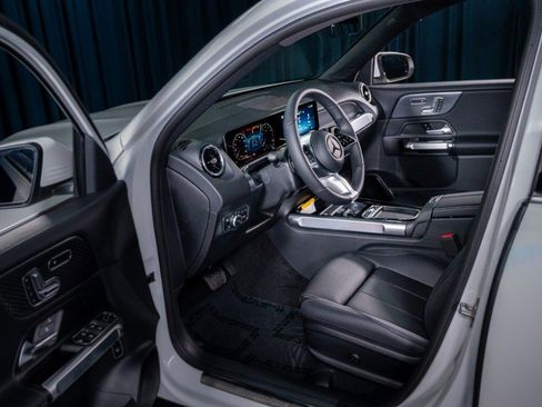 New 2026 Mercedes-Benz GLB 250 image 10