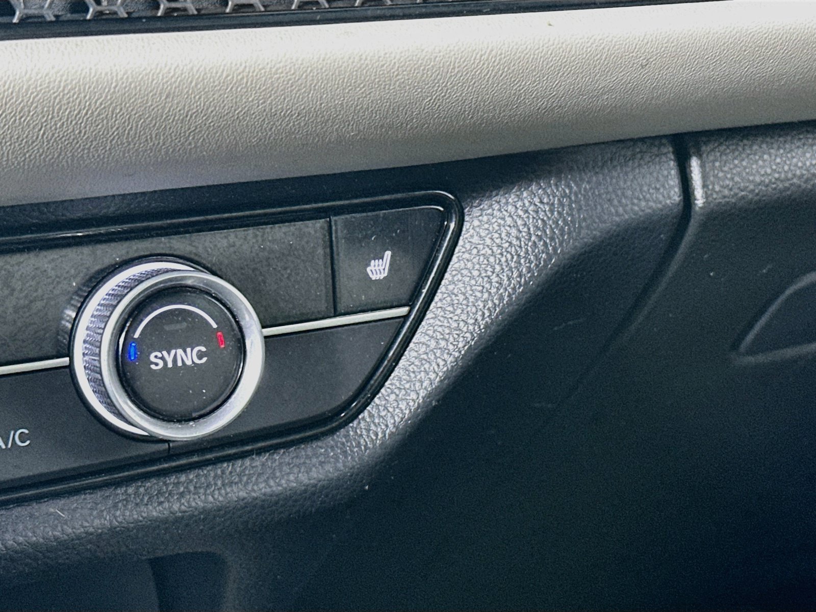 Used 2024 Honda HR-V EX-L image 19