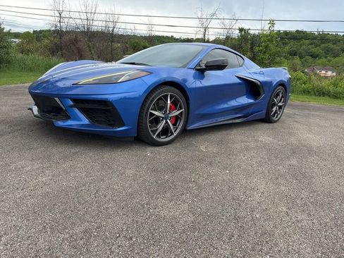 Used 2021 Chevrolet Corvette Stingray Premium Cpe w/ Z51 Performance Package RWD image 7