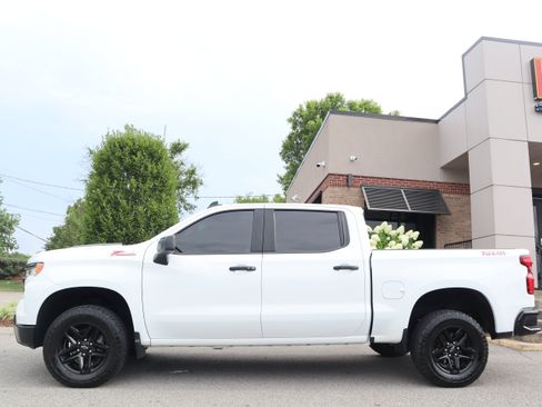 Used 2022 Chevrolet Silverado 1500 LT Trail Boss w/ Convenience Package II AWD/4WD image 10