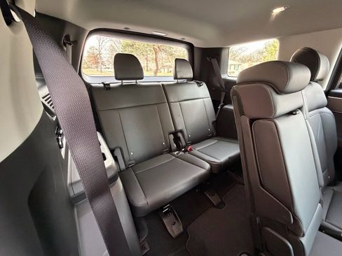 Used 2025 Hyundai Santa Fe XRT image 23