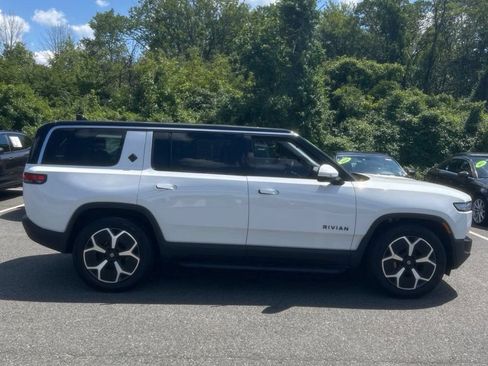 Used 2024 Rivian R1S Adventure AWD/4WD image 7