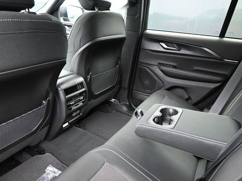 New 2026 Jeep Grand Cherokee Laredo X AWD/4WD image 22