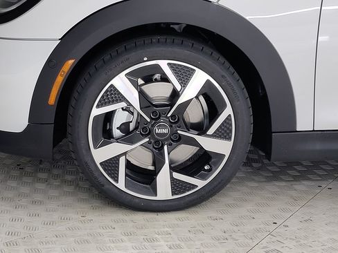 New 2026 MINI Cooper 2-Door Hardtop FWD image 10