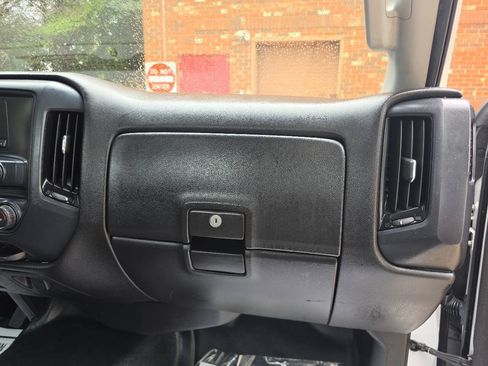 Used 2017 Chevrolet Silverado 2500 W/T RWD image 19