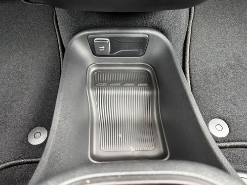 New 2026 Chrysler Pacifica Select image 25