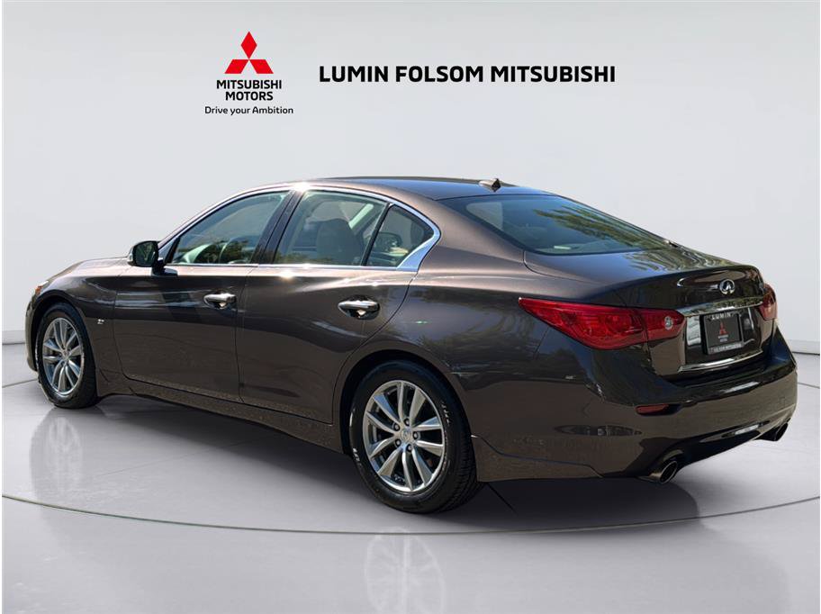 Used 2015 INFINITI Q50 Premium w/ Navigation Package RWD image 3