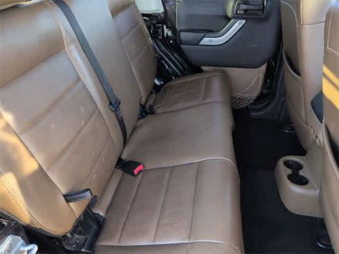 Used 2012 Jeep Wrangler Unlimited Sahara w/ Connectivity Group image 20