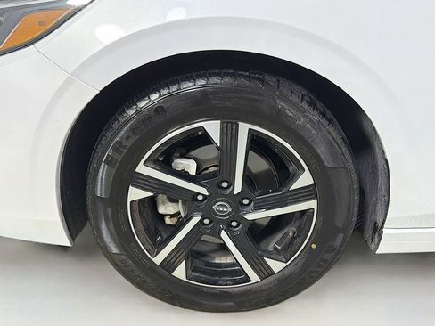 Used 2024 Nissan Sentra SV image 29