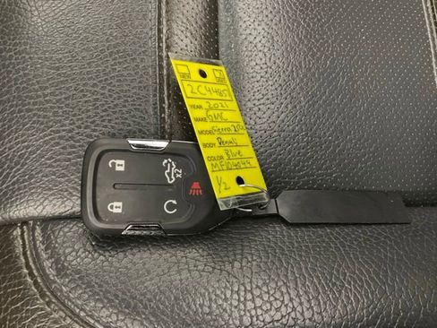 Used 2021 GMC Sierra 2500 Denali w/ Denali Ultimate Package image 48