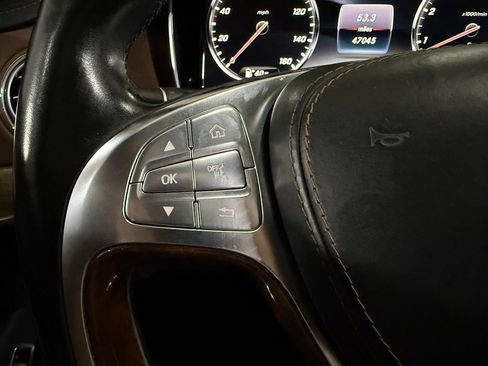 Used 2015 Mercedes-Benz S 550 4MATIC Sedan w/ Sport Package image 33