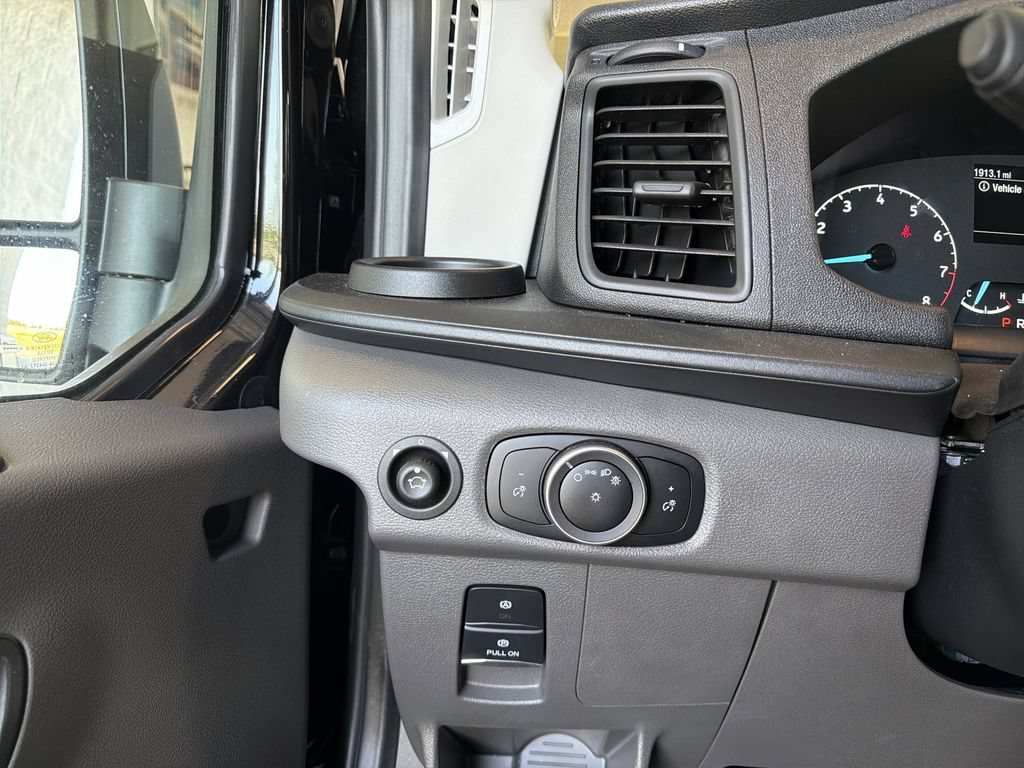 Used 2025 Ford Transit 350 XL AWD/4WD image 16