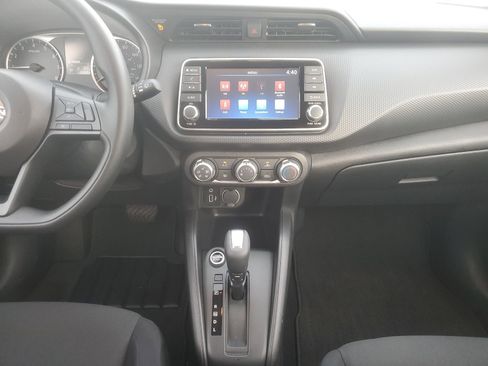 Used 2024 Nissan Kicks S image 10